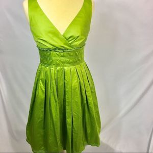 Liz Claiborne Green Sleeveless Pleated Dress‎ Sz 4